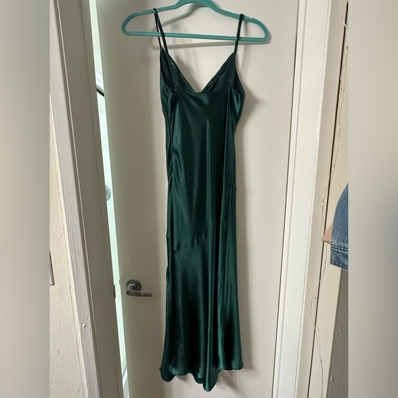 Forest Green Midi Dress - Picture 4 of 7
